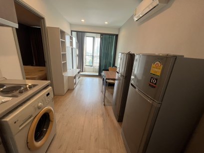 价格实惠，家具齐全！！ 公寓出售 Ideo Wutthakat，1 间卧室，1 间浴室，靠近 BTS Wutthakat