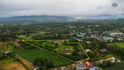 Resort for Sale in Khao Kho, Phetchabun On over 12 rai of titled land with panoramic windmill views, complete with existing structures and a valid hotel license. A rare opportunity on high-potential land—ready to be brought back to life in the hands of th
