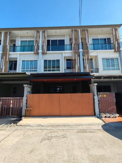 3-Storey Townhouse for Sale The Plant Citi Chaengwattana (Muang Thong Thani) &ndash; Near Pink Line MRT