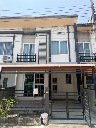 Townhome for Sale – Great Value in Rama 2 Area | Move-in Ready!