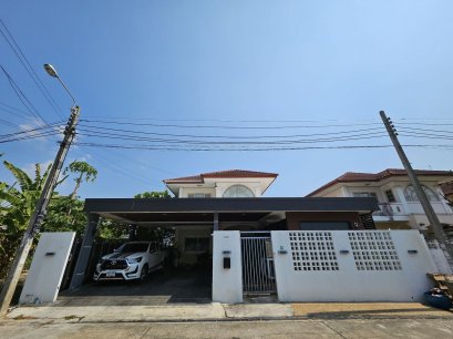 ขายถูกบ้านเดี่ยวหลังใหญ่ ฟังก์ชันล้น มีสระว่ายน้ำส่วนตัว+โซล่าเซลล์ ทำเลดี ซอยวัดลาดปลาดุก