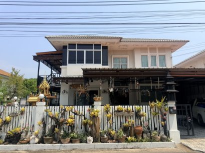 Corner Single House at Townhome Price – Pruksa Village 6 Rama 2