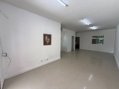 For Sale 2-Storey Townhouse at Pruksa Ville 30 Onnut-Suvarnabhumi Near Suvarnabhumi Airport