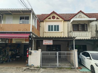 Townhouse for Sale &ndash; Romthip Village, Hathairat 33