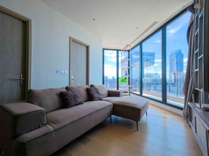 Oversized Balcony! 180&deg; Ratchada Skyline View!! 2BR 2BA Condo for SALE at ASHTON Asoke-Rama 9