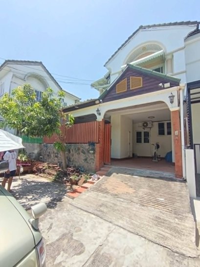 ขายทาวน์โฮม 2 ชั้น หลังมุม พื้นที่กว้างพิเศษ | หมู่บ้านลัลลี่วิลล์ ศรี