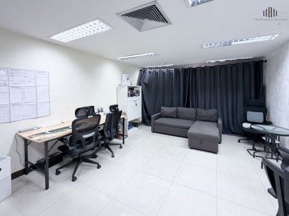 Modern Town Ekkamai Office for Sale – 43.35 sq.m., 5th Floor