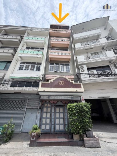 For sale: Incomegenerating apartment building with 16 rental units