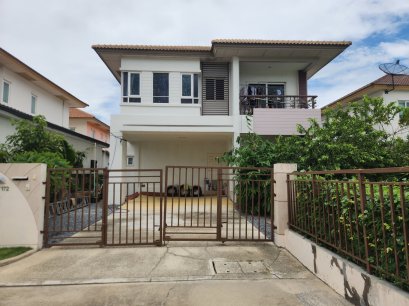 Only One at This Price! Detached House for Sale in Bangna-Prawet | Burasiri Onnut-Bangna | 76.4 sq.wah Corner Plot | THB 5.9M