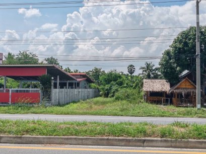 Land for Sale on U Thong-Tha Nam Oi Road | 90 Sq.Wah | 10m Road Frontage | Near Community | Long-Term Investment Opportunity, Suphan Buri