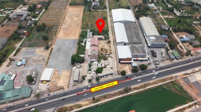 Incredibly Affordable Land in This Area!! Fully Filled, Road-Level Land Perfect for Warehouses, Storage Facilities, or Investment! For sale: 260 Sq.Wah of vacant land, fully filled and level with the road, near Rajamangala University of Technology Thanyab
