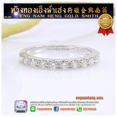 แหวนเพชรแท้ ตัวเรือนทองคำขาวใส่ติดนิ้วค่ะ