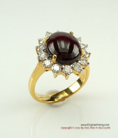 แหวนโกเมนล้อมเพชรเบลเยี่ยมค่ะ