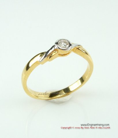 แหวนเพชรแท้ ใส่ติดนิ้วทำงานได้ทั้งวัน แลดูเรียบร้อยค่ะ