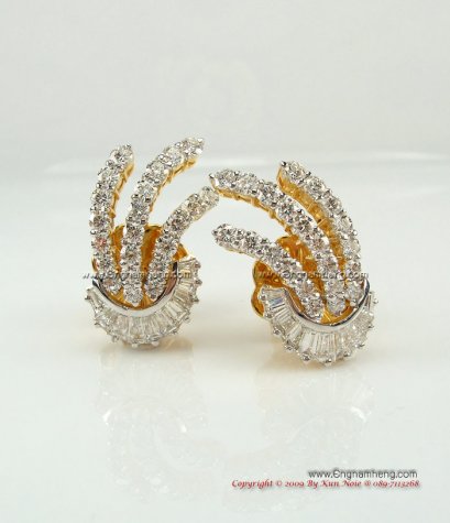 ต่างหูเพชรแท้เบลเยี่ยมคัต ขาว ไม่มีตำหนิ รูปแบบไม่ซ้ำใครค่ะ