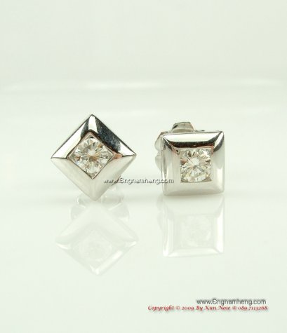 ต่างหูเพชรแท้สวย เรือนทองชุบทองขาวค่ะ