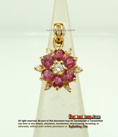 จี้ทับทิมพม่าเจียระไน ประดับเพชรแท้ ค่ะ