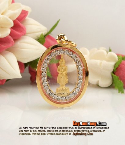 จี้พระประจำวันอาทิตย์ องค์ทอง ปางถวายเนตร ล้อมเพชรสวิส เลี่ยมกรอบทองแท้ 90 เปอร์เซ็นต์ ค่ะ