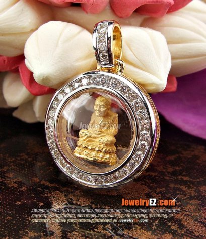 หลวงปู่ทวดเนื้อทองคำ,กรอบทองฝังเพชรแท้ ทรงกลม องค์ที่4