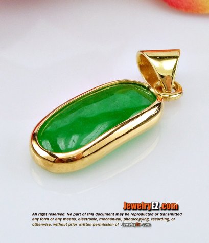 จี้หยกแท้เลี่ยมทองแท้ ขนาดน่ารัก คนโบราณเชื่อว่าใส่หยกแล้วจะโชคดี