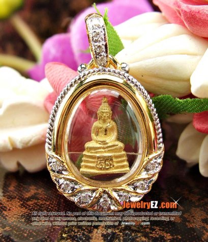 หลวงพ่อโสธรเนื้อทองคำ เลี่ยมกรอบทองคำแท้ ฝังเพชรแท้ค่ะ