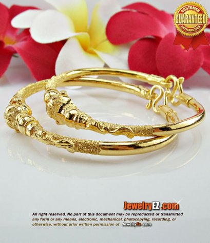 กำไลทอง 96.5 เปอร์เซ็นต์ น้ำหนักชิ้นละ 1 บาท ลายโบราณค่ะ