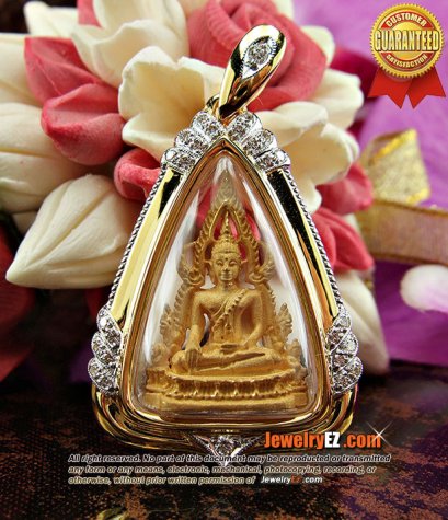 พระพุทธชินราชเนื้อทองคำ เลี่ยมกรอบทองคำ ฝังเพชรแท้ เน้นองค์พระโดดเด่นสะดุดตา สวยงดงามสุดๆ ค่ะ