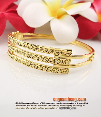 กำไลทอง 96.5% น้ำหนัก 1 บาท ลายเงาสวยมากๆๆ ค่ะ