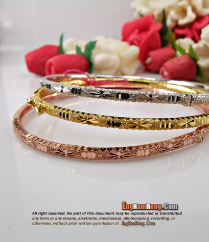 กำไลทอง 96.5% น้ำหนักชุดละ 1.50 บาทค่ะ ขนาดไม่ใหญ่ค่ะ ใส่น่ารักสุดๆค่ะ