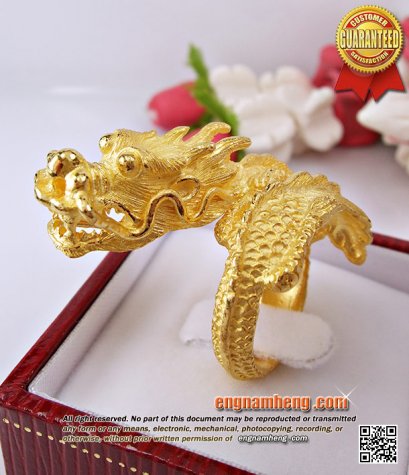 แหวนทองมังกร แกะลายทั้งตัว ทองยี่ห้อ ฮั่วเซ่งเฮง น้ำหนักสองบาท งานละเอียดสวยเนี้ยบค่ะ