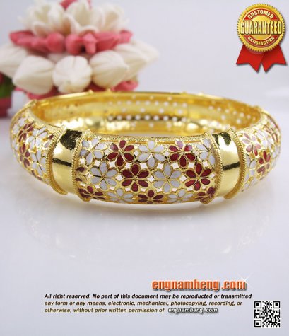 กำไลข้อมือทอง 96.5% น้ำหนัก 2 บาทค่ะ งานลงยาดอกพิกุล สลับแดงขาว สวย งานละเอียดมากๆค่ะ