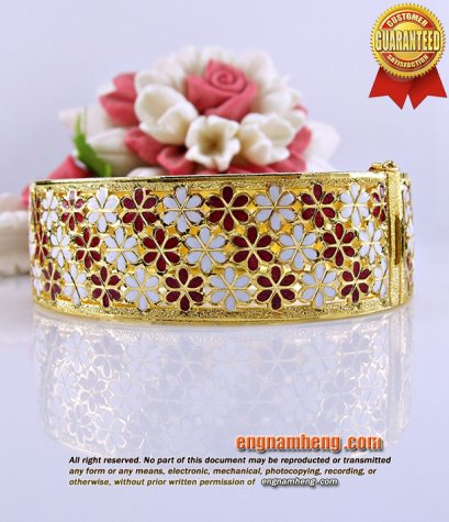 กำไลทอง 96.5% น้ำหนักทอง 2 บาท ลงยาสีสวยๆ หน้ากว้างกำไล 1.6 ซม. ขนาดพอดี ใส่ได้ทุกวันค่ะ