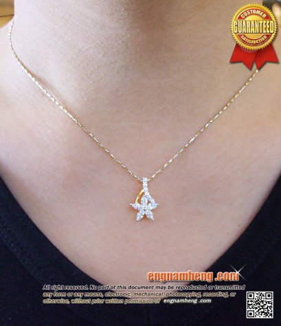 จี้เพชรเบลเยี่ยมคัท น้ำ 98 F-Color/VVS น้ำหนักเพชรรวม 61ตังค์ รูปดาวน่ารักมั่กมากค่ะ