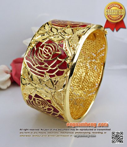 กำไลทอง 96.5% น้ำหนักทอง 3 บาท ลายดอกกุหลาบลงยา งานละเอียด สวยมากๆค่ะ
