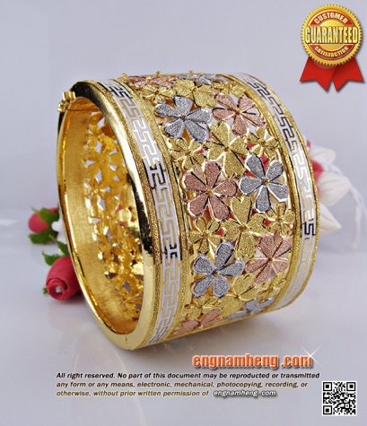 กำไลทอง 96.5% น้ำหนักทอง 5 บาท (76.0 กรัม) ลายดอกไม้ชุบ 3 สีใส่สวยดูเด่นหรูสุดๆค่ะ