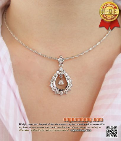 จี้เพชร เบลเยี่ยมคัท G-Color/VVS1 รูปทรงหยดน้ำ สวยหวานหรูหราไฮโซ ตัวเรือนทองขาว เพชรเป็นประกายโดดเด่นค่ะ