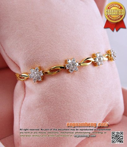 งานสั่งทำ สร้อยแขนเพชรเบลเยี่ยมคัท เพชรขาวสวยวิ๊ง น้ำ98 F-Color/VVS ดีไซน์ช่อดอกไม้สวยน่ารัก ราคาพิเศษจร้า