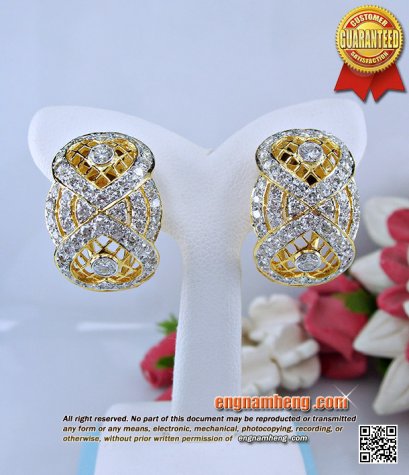 ต่างหูเพชรเบลเยี่ยมคัท น้ำ 98 (F-Color/VVS1) น้ำหนักเพชร 2.38 กะรัต ตัวเรือนทองงานฉลุลาย สวยประณีตค่ะ