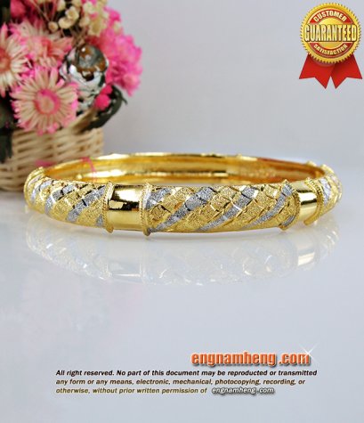 กำไลทอง 96.5% น้ำหนักทอง 1 บาท ลายเกร็ดงูชุบ 2 สี ค่ะ