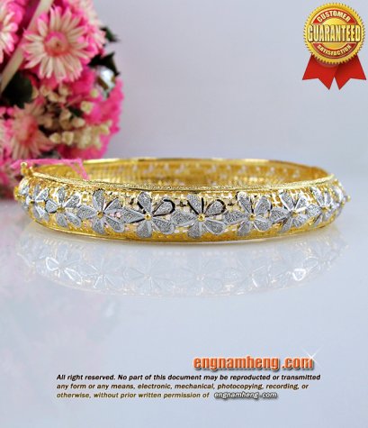 กำไลทอง 96.5% น้ำหนักทอง 1 บาท ลายดอกไม้ชุบ 2 สี ใส่สวยน่ารักสุดๆ ใส่แล้วใครเห็นก็ต้องชมค่ะ
