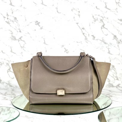MP-10414 Used Celine Trapeze Medium Etoupe Shw (F-SN-0132)