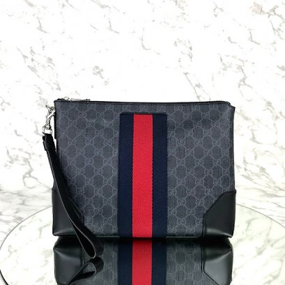 MP-10391 Used Gucci Clutch gg supreme black /red shw