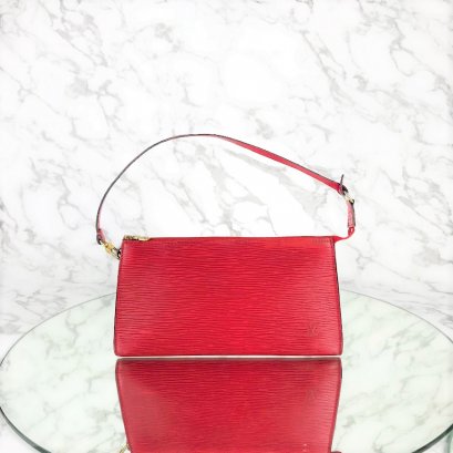 MP-10431 Used Lv Pochette Access. Red Epi Leather Ghw