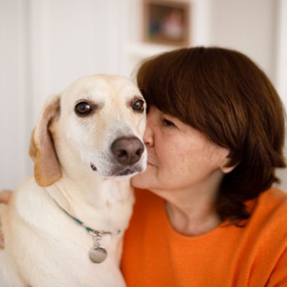 ทำไมน้องหมาน้องแมวถึงมีกลิ่นตัว