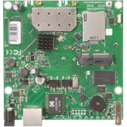 RB912UAG-2HPnD : 600MHz CPU, 64MB RAM, 1xGigabit Ethernet, onboard 2.4Ghz wireless, miniPCI-express, USB, SIM slot, RouterOS L4