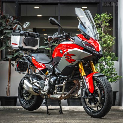 BMW F900XR