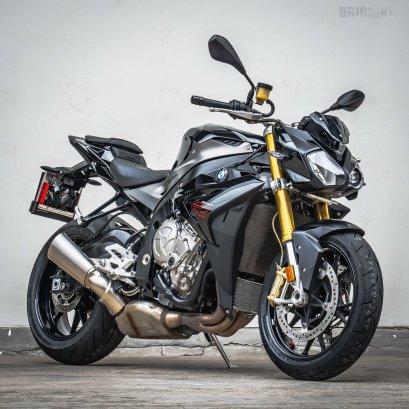 BMW S1000R