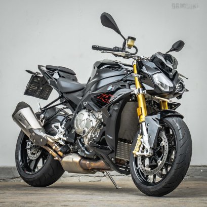 BMW S1000R
