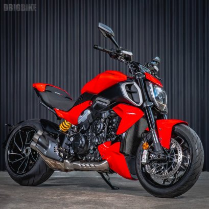 Ducati Diavel V4