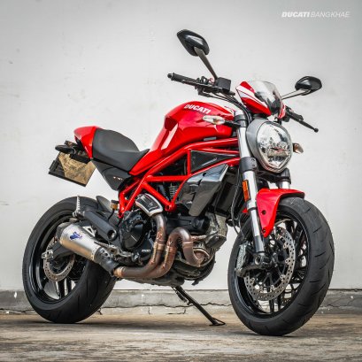 Ducati Monster 797
